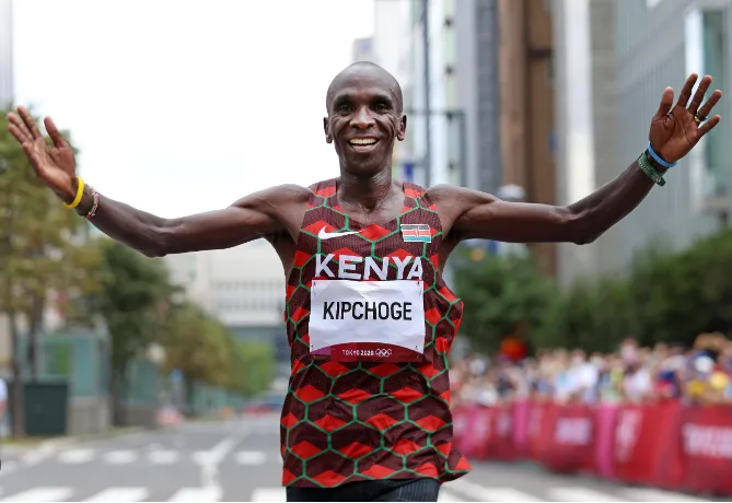 Eliud Kipchoge Honoured as Olympic Flag Bearer for Milano Cortina ...